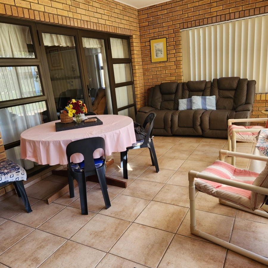 3 Bedroom Property for Sale in Stilbaai Wes Western Cape